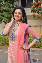 Vimala Raman At Om Namo Venkatesaya Movie Press Meet